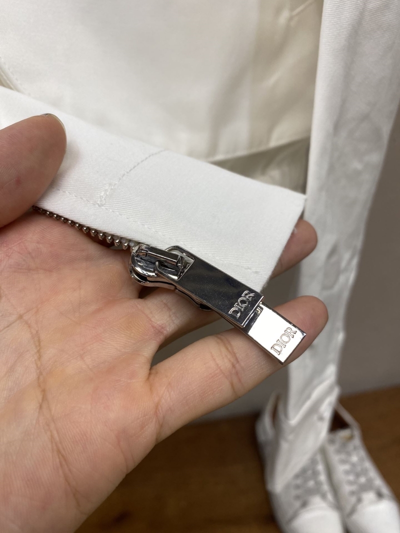 chr1st1an D10r outwear